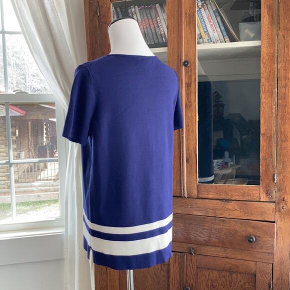 Banana Republic Blue & White Striped Pullover, Size M - Picture 3 of 8